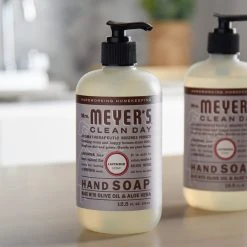Mrs. Meyer's® Mrs. Meyer's Clean Day 651311 12.5 Oz. Lavender Scented Hand Soap With Pump - 6/Case
