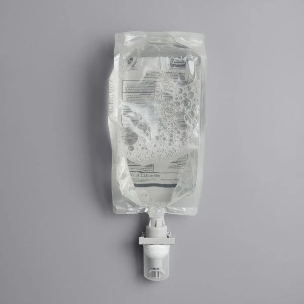 Rubbermaid 2018595 Autofoam 1100 ML Enriched Foam Antibacterial Hand Soap Refill 5 Rubbermaid 2018595 Autofoam 1100 ML Enriched Foam Antibacterial Hand Soap Refill - Image 3