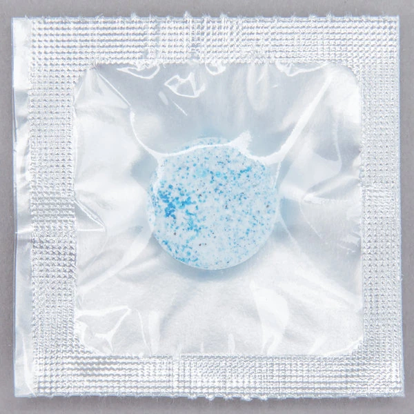 Unger® Unger PL100 The Pill Glass Cleaner Concentrate Tablet - 100/Case 4 Unger® Unger PL100 The Pill Glass Cleaner Concentrate Tablet - 100/Case - Image 2